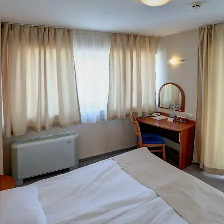 Paraiso 3* Obzor